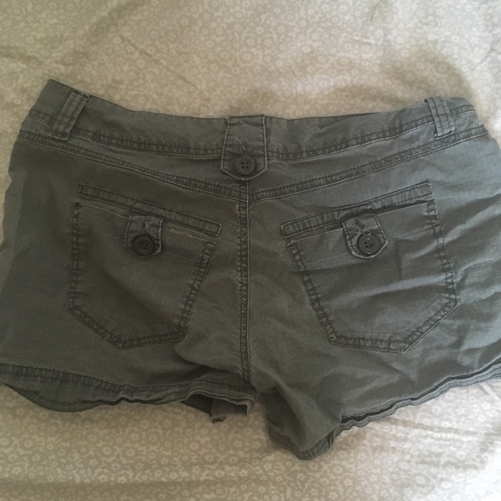 Copper Key army green shorts